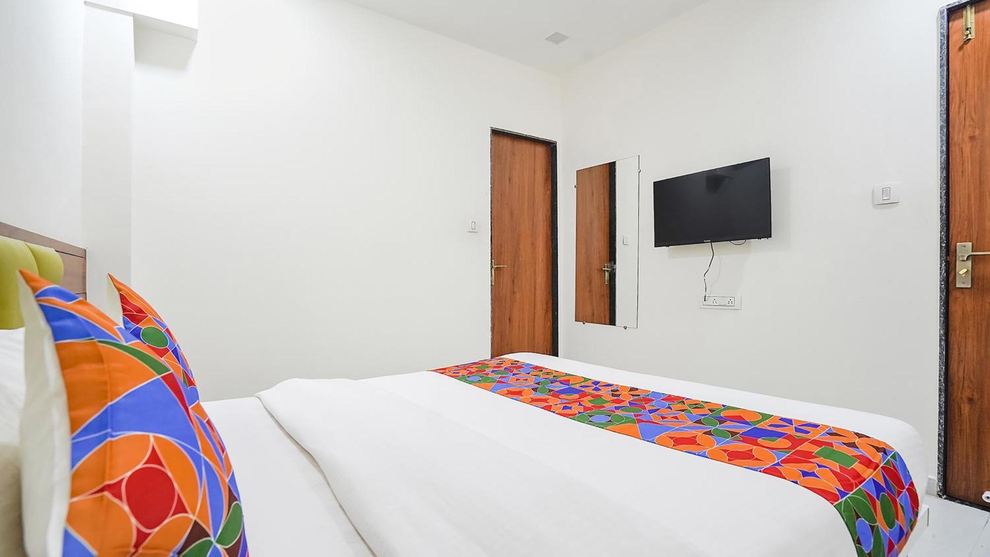 Fabhotel Vishala In Ahmedabad Eksteriør bilde