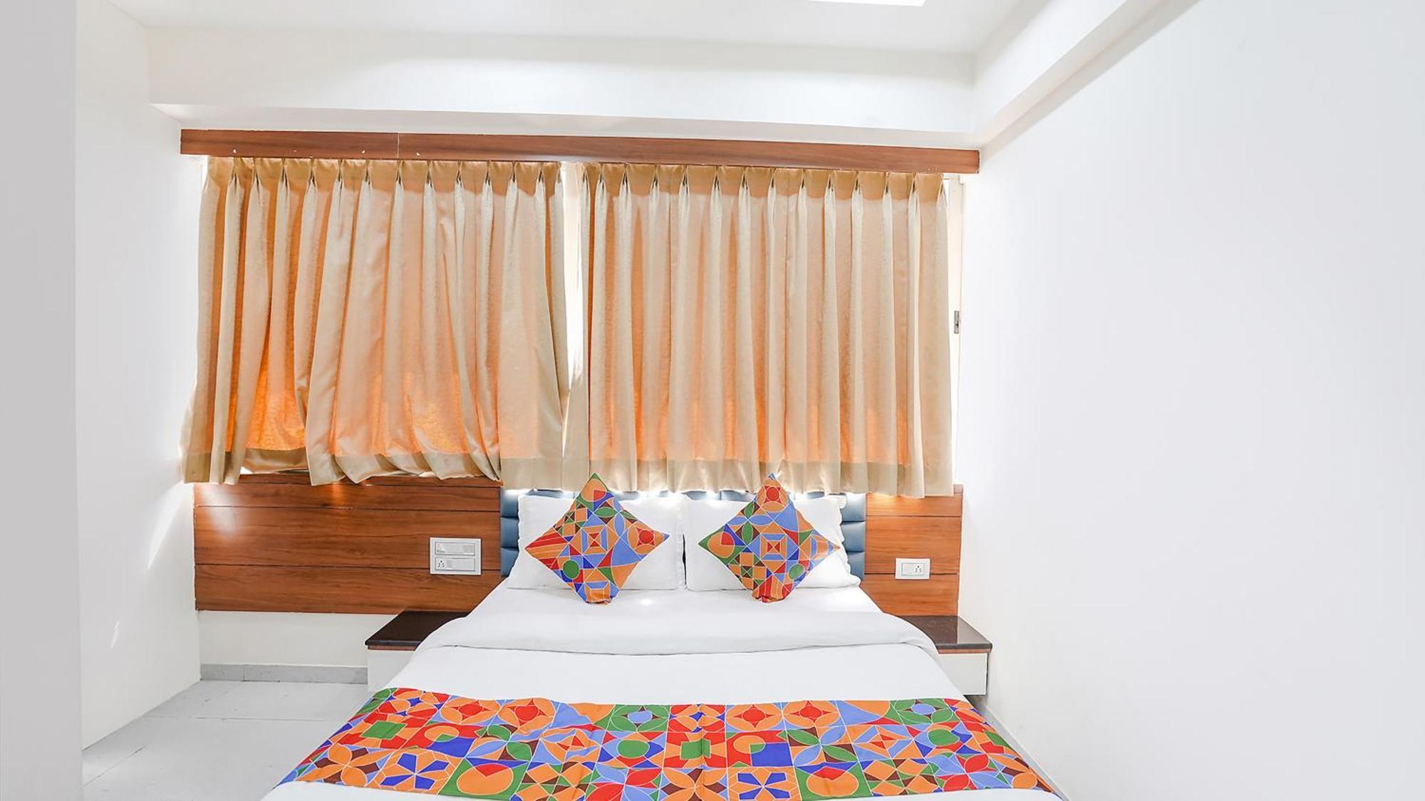 Fabhotel Vishala In Ahmedabad Eksteriør bilde